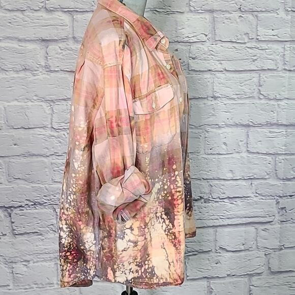 Reworked/upcycled flannel shirt - Picture 5 of 8